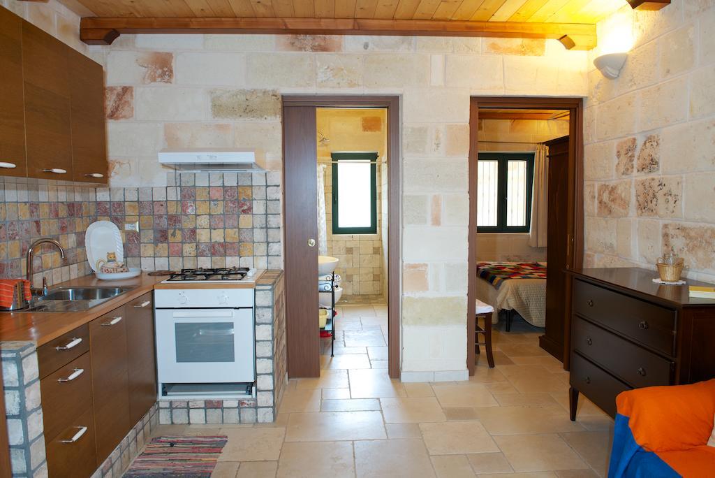 Relais Villa Lucia Carovigno Exterior photo